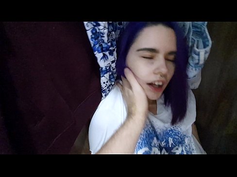 ❤️ พบน้องสาวของฉันในตู้เสื้อผ้าและช่วยเธอหลั่ง ️ โป๊ ที่โป๊ th.nudexxx.ru